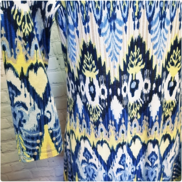 Gramercy 22, Ruffled, Soft, Wide Yoke Ikat Design Wrap, Small to Large - Picture 7 of 9